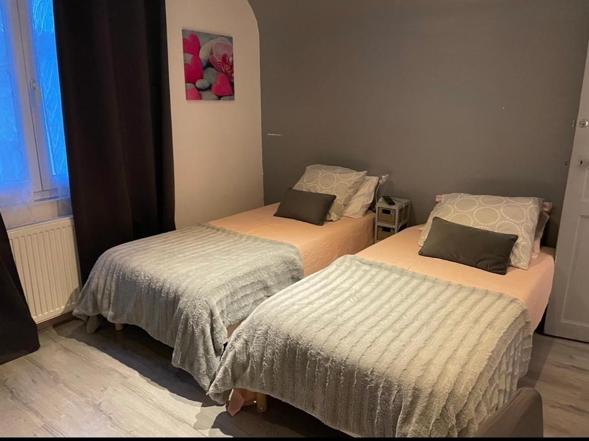 Julia Lits Separes Homestay *